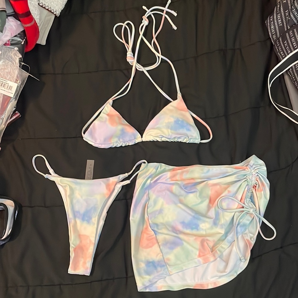 Three piece swimsuit